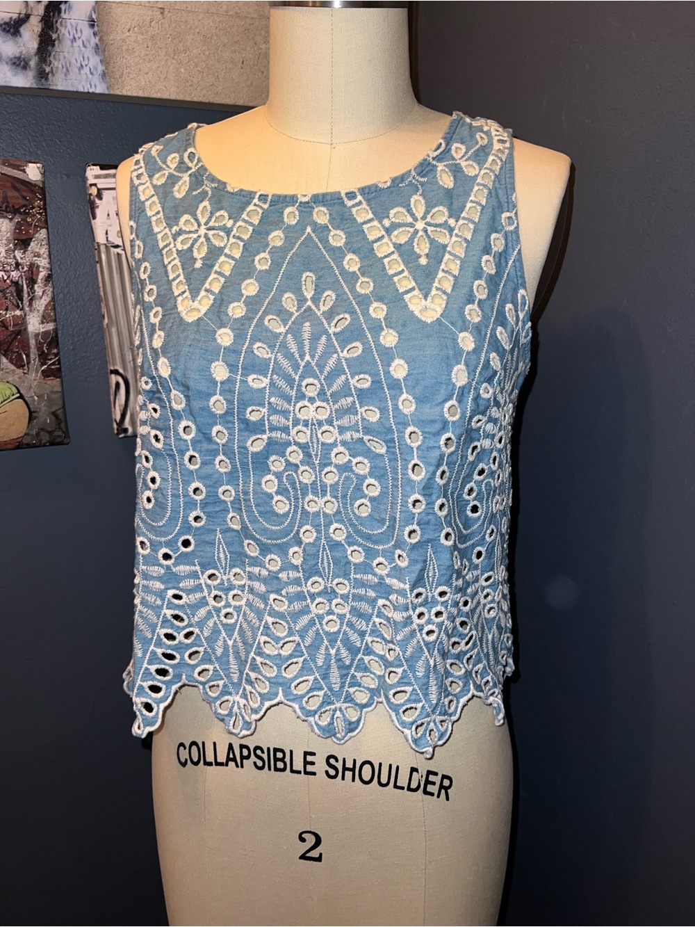 H&M Divided Chambray Eyelet Embroidered Crop Tank Light Blue White 8